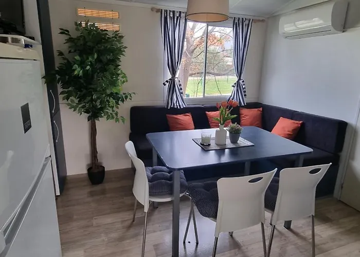 Mobile San Antonio Свети-Филип-и-Яков