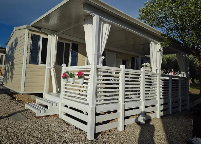 Mobile San Antonio Кемпинг Свети-Филип-и-Яков